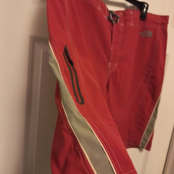 The North Face Men's Apex Swimming shorts Size L - Cargo Pocket - Picture 4 of 13